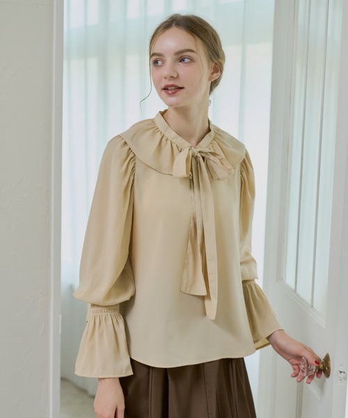 idem（イデム）の「bowtie ribbon frill blouse/ボウタイリボンフリルブラウス（シャツ/ブラウス・レディース・アイボリー/クリーム/ネイビー・FREE）」の6枚目の写真