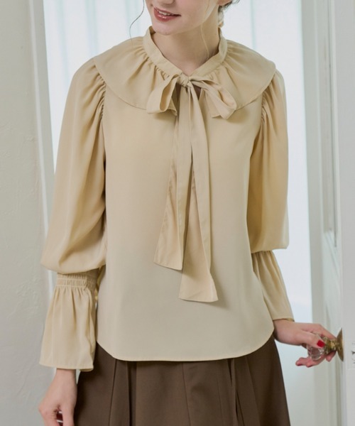 idem（イデム）の「bowtie ribbon frill blouse/ボウタイリボンフリルブラウス（シャツ/ブラウス・レディース・アイボリー/クリーム/ネイビー・FREE）」の15枚目の写真