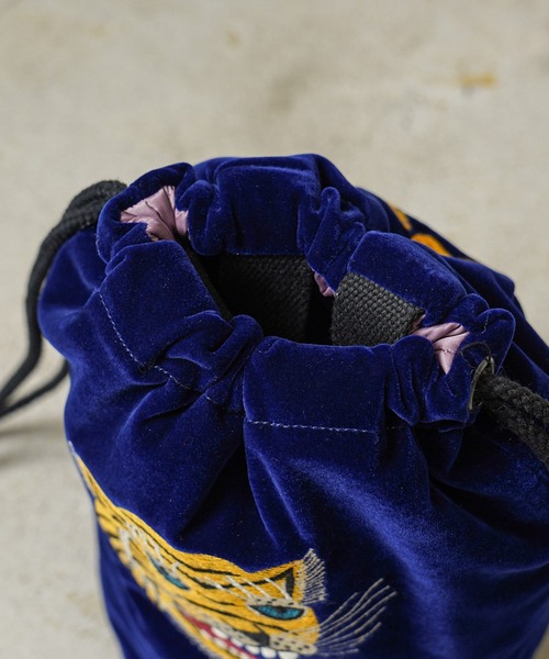 HOUSTON（ヒューストン）の「HOUSTON ヒューストン 6874 VELVETEEN EFFECT BAG 刺繍別珍 エフェクツバッグ「TIGER」（ショルダーバッグ・メンズ・ブラック/ネイビー/ミント・FREE）」の16枚目の写真