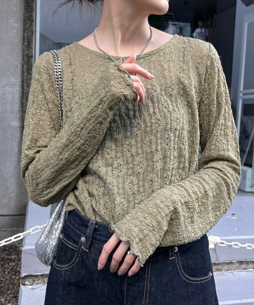 CIAOPANIC TYPY（チャオパニックティピー）の「【新色登場】フラワージャガード風レーストップス（Tシャツ/カットソー・レディース・ホワイト/アイボリー/ブラック/カーキ/サックスブルー/オレンジ・ONE SIZE）」の4枚目の写真