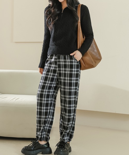 Lace Ladies(レースレディース)の「ハーフジップ ケーブル ニット 長袖 プルオーバー(ニット/セーター・レディース・ベージュ/ピンク/グレー/ブラック・FREE)」の9枚目の写真