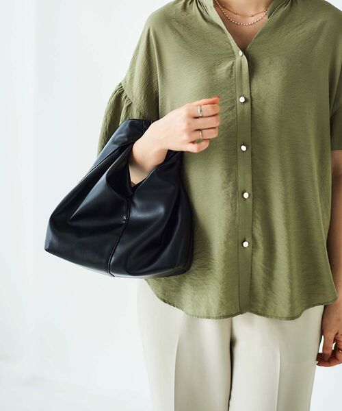 le.coeur blanc（ルクールブラン）の「ツイストハンドルミニバッグ（ハンドバッグ・レディース・ブラック/キャメル・FREE）」の8枚目の写真