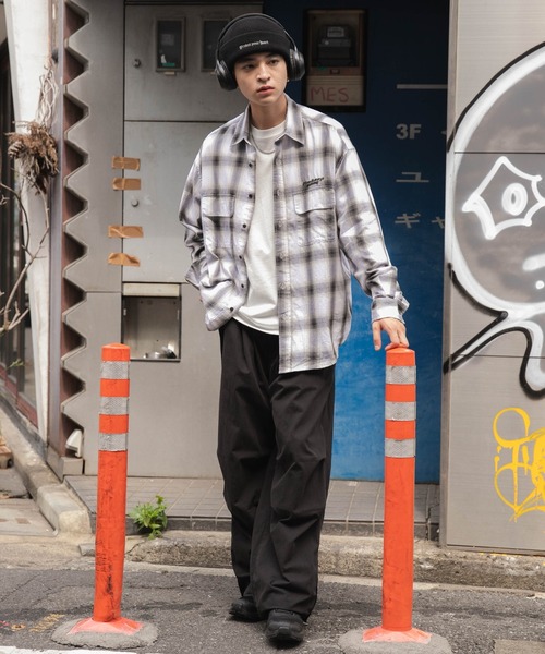 WEGO（ウィゴー）の「WEGO/オンブレチェックグラフィックシャツ（シャツ/ブラウス・メンズ・ブラック系その他2/ホワイト系その他2・LARGE/MEDIUM）」の12枚目の写真