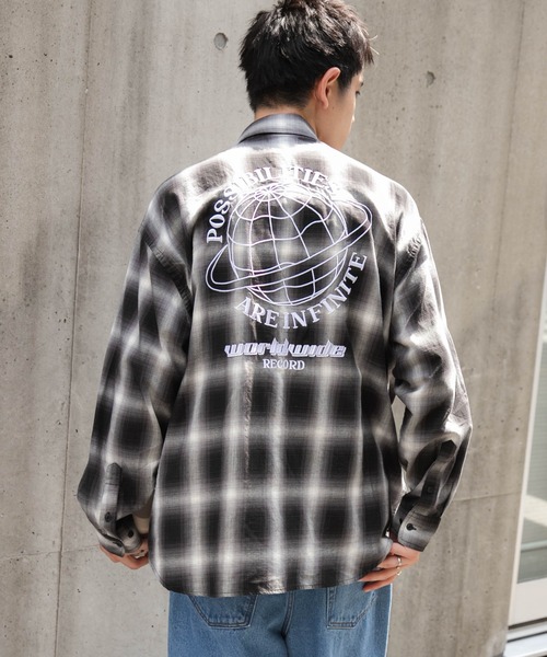 WEGO（ウィゴー）の「WEGO/オンブレチェックグラフィックシャツ（シャツ/ブラウス・メンズ・ブラック系その他2/ホワイト系その他2・LARGE/MEDIUM）」の11枚目の写真