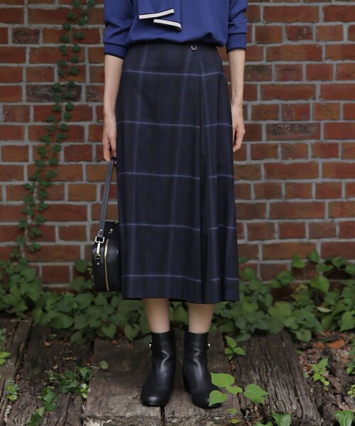 J.PRESS Ladies(J.プレス レディス)の「【洗える】テトロンレーヨン/ウール milledタータン スカート(スカート・レディース・ベージュ系3/ネイビー系3/ブルー系3・XXS/XS/S)」の3枚目の写真