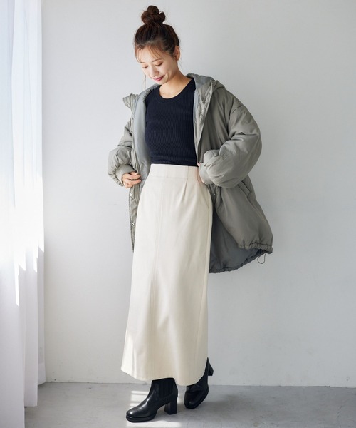 mysty woman（ミスティウーマン）の「【WEB限定】袖ボタンクルーネックニット　147762（ニット/セーター・レディース・ブラウン/ホワイト系その他/レッド/ピンク/グレイッシュブルー/グレー/オフホワイト/ブラック・FREE）」の15枚目の写真