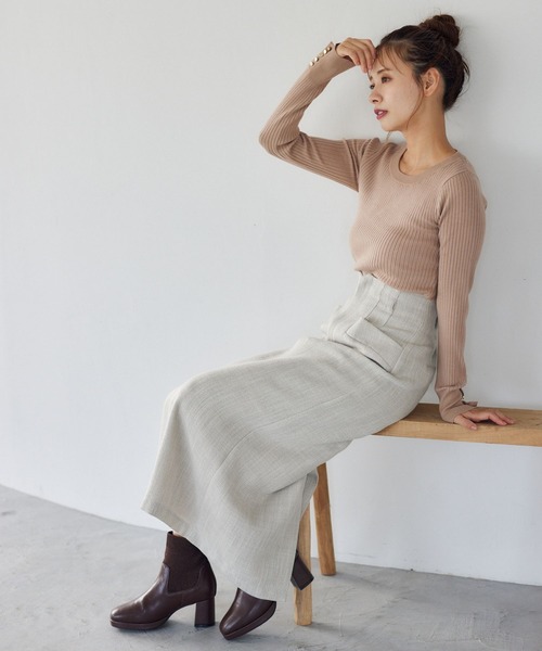 mysty woman（ミスティウーマン）の「【WEB限定】袖ボタンクルーネックニット　147762（ニット/セーター・レディース・ブラウン/ホワイト系その他/レッド/ピンク/グレイッシュブルー/グレー/オフホワイト/ブラック・FREE）」の21枚目の写真