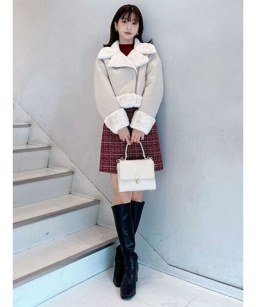 MERCURYDUO(マーキュリーデュオ)の「フェイクムートンボンバージャケット(ムートンコート・レディース・チャコールグレー/ライトグレー/ベージュ/アイボリー・MEDIUM/SMALL)」の8枚目の写真