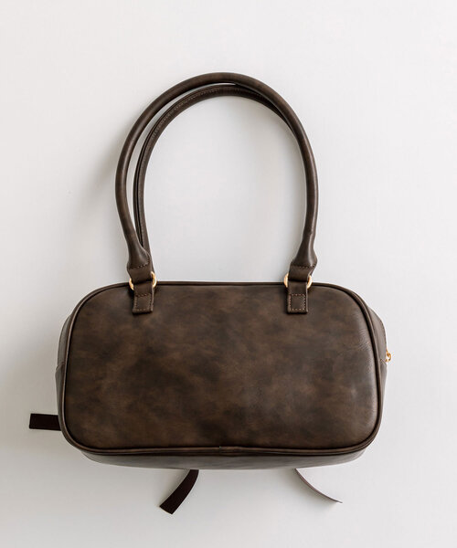 OLIVE des OLIVE（オリーブデオリーブ）の「サテンリボン付きボストンバッグ（ショルダーバッグ・レディース・ダークブラウン/ピンク/サックスブルー・FREE）」の18枚目の写真