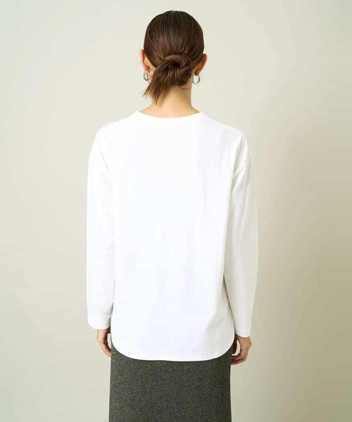 a.v.v(アーヴェヴェ)の「箔ロゴロンT(Tシャツ/カットソー・レディース・ホワイト/チャコールグレー・36/38/42/40/34)」の17枚目の写真