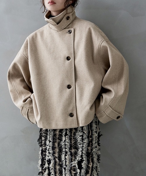 etoll.（エトル）の「3wayスタンドカラーショートコート（ステンカラーコート・レディース・ブラック/ベージュ/チャコール/ブラウン/アイボリー・M/L）」の6枚目の写真