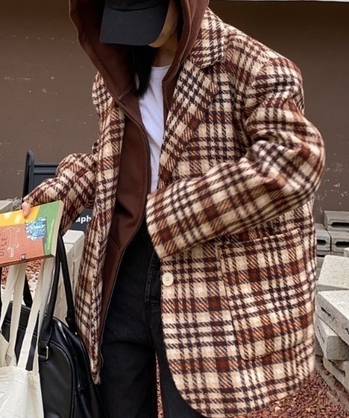 Achic（アシック）の「ダッフルチェスターコート（テーラードジャケット・レディース・ブラウン・M）」の11枚目の写真