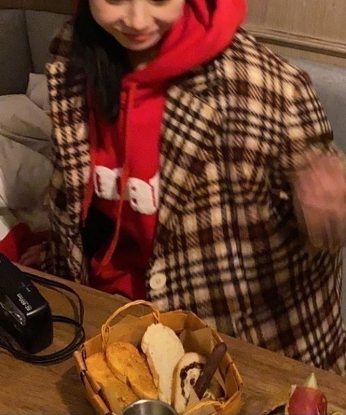 Achic（アシック）の「ダッフルチェスターコート（テーラードジャケット・レディース・ブラウン・M）」の13枚目の写真