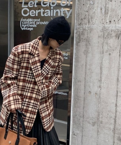 Achic（アシック）の「ダッフルチェスターコート（テーラードジャケット・レディース・ブラウン・M）」の3枚目の写真