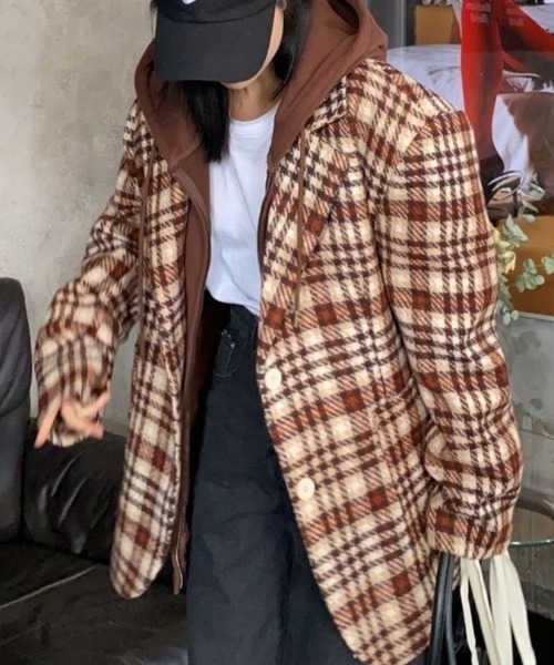 Achic（アシック）の「ダッフルチェスターコート（テーラードジャケット・レディース・ブラウン・M）」の4枚目の写真