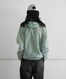 89107877b_b_03_215.jpg