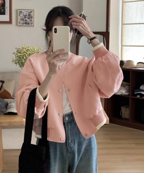 Miniministore(ミニミニストア)の「ライトクロップドブルゾンレディース韓国風(ブルゾン・レディース・アイボリー/ブラック/ピンク・FREE)」の8枚目の写真