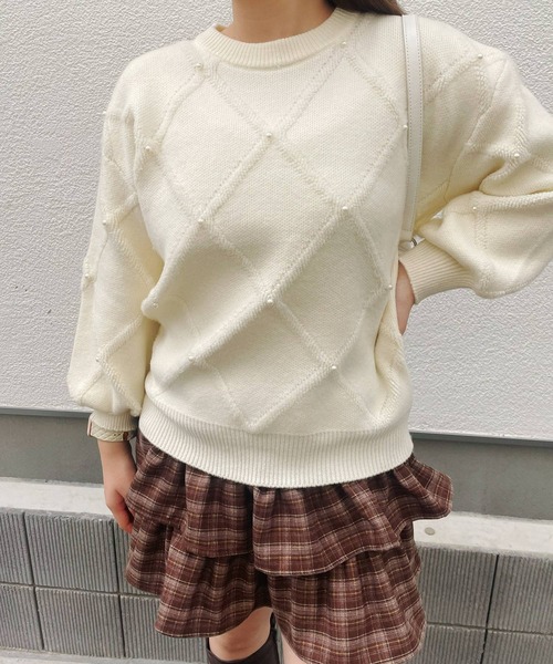 frunco(フランコ)の「【ZOZO限定】キルティング風パール付きニット(ニット/セーター・レディース・ホワイト/ピンク/レッド・FREE)」の11枚目の写真