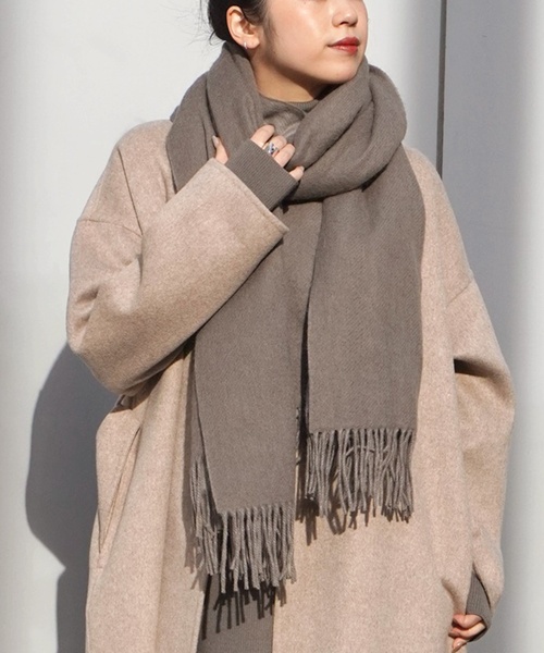 THROW(スロー)の「【THROW/スロー】別注シャギーカラーストール(バンダナ/スカーフ・レディース・モカ・FREE)」の6枚目の写真