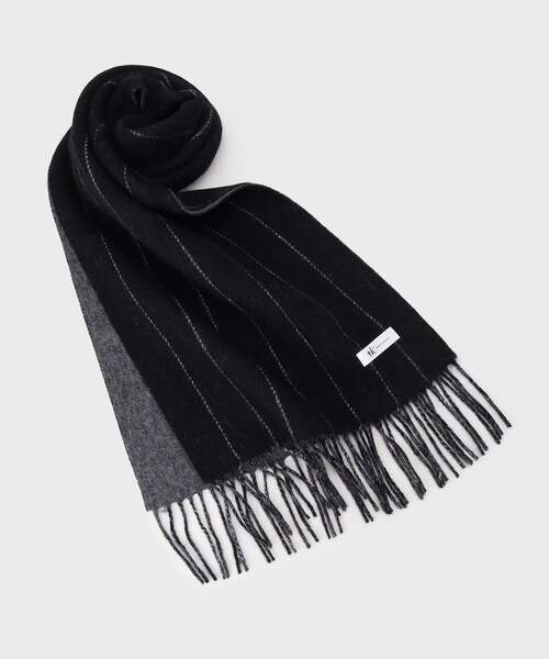 tk.TAKEO KIKUCHI（ティーケータケオキクチ）の「◆カシミヤ混マフラー（マフラー・メンズ・ブラック/ワイン系3/ブルー系その他4/オフホワイト/ブラック系2/ブラック系1/ブルー系その他/ブラック系/ダークグリーン系1・00）」の5枚目の写真