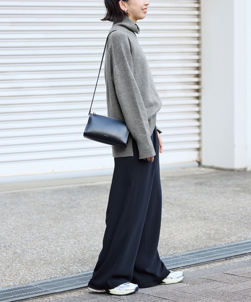 タグ付　ラクーン混タートルニットプルオーバー　グレー　スローブイエナ SLOBE IENA（スローブイエナ）の「《一部店舗・WEB限定》REPOS