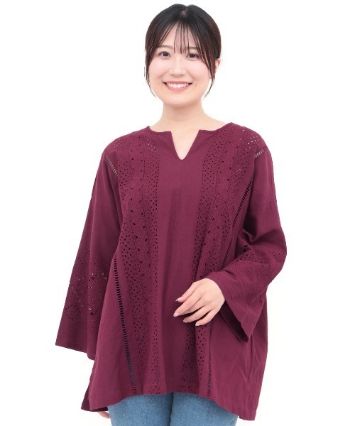 チチカカ（チチカカ）の「Rico カットワーク刺繍プルオーバー（シャツ/ブラウス・レディース・ナチュラル/ボルドー/グリーン・FREE）」の12枚目の写真