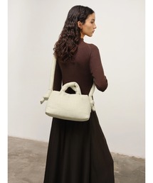OLEND（オレンド）の「OLEND MINIONA SOFT BAG（ハンドバッグ）」