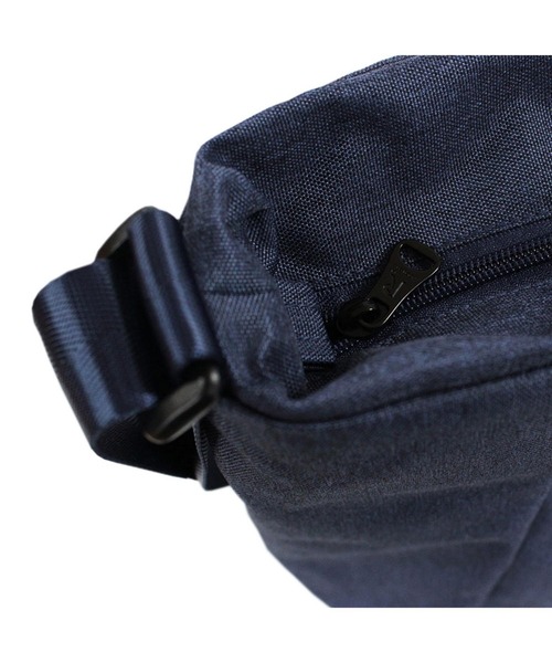 ROOTOTE（ルートート）の「ルートート / SN.ミディアム2way.ライトウォーターリペレント-G（ショルダーバッグ・レディース・ネイビー/ブラック/オリーブ/グレー・FREE）」の8枚目の写真