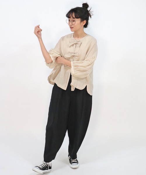 haupia(ハウピア)の「結んで開く。【ブラウス】(シャツ/ブラウス・レディース・オフホワイト/ブラック/ベージュ/スモークピンク・MEDIUM)」の6枚目の写真