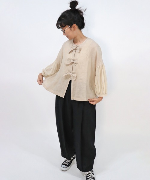 haupia(ハウピア)の「結んで開く。【ブラウス】(シャツ/ブラウス・レディース・オフホワイト/ブラック/ベージュ/スモークピンク・MEDIUM)」の7枚目の写真