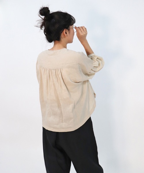 haupia(ハウピア)の「結んで開く。【ブラウス】(シャツ/ブラウス・レディース・オフホワイト/ブラック/ベージュ/スモークピンク・MEDIUM)」の9枚目の写真