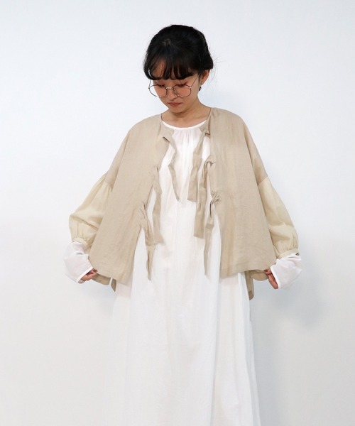 haupia(ハウピア)の「結んで開く。【ブラウス】(シャツ/ブラウス・レディース・オフホワイト/ブラック/ベージュ/スモークピンク・MEDIUM)」の11枚目の写真