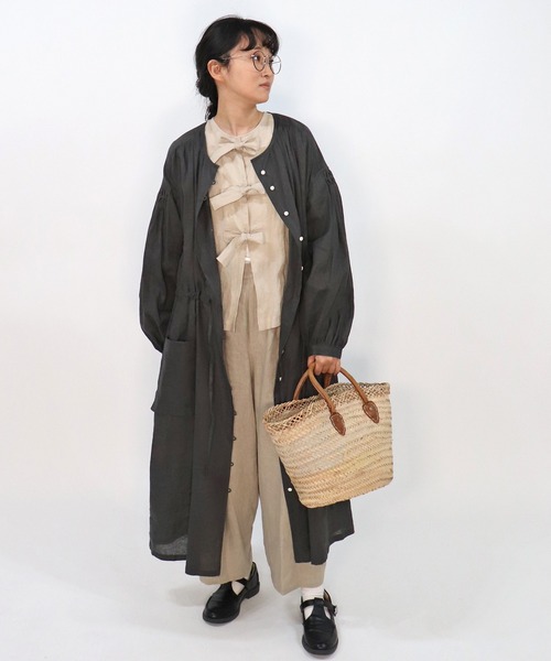 haupia(ハウピア)の「結んで開く。【ブラウス】(シャツ/ブラウス・レディース・オフホワイト/ブラック/ベージュ/スモークピンク・MEDIUM)」の13枚目の写真