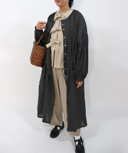 haupia(ハウピア)の「結んで開く。【ブラウス】(シャツ/ブラウス・レディース・オフホワイト/ブラック/ベージュ/スモークピンク・MEDIUM)」の14枚目の写真