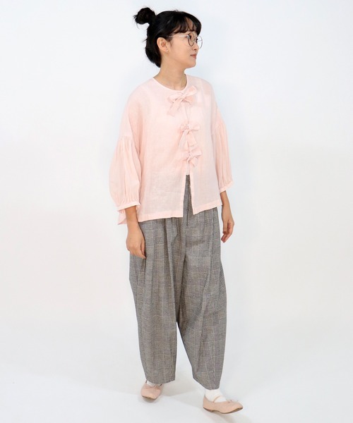 haupia(ハウピア)の「結んで開く。【ブラウス】(シャツ/ブラウス・レディース・オフホワイト/ブラック/ベージュ/スモークピンク・MEDIUM)」の16枚目の写真