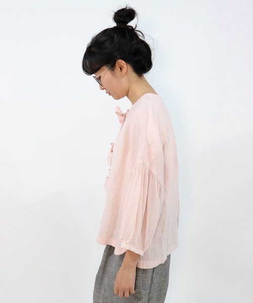 haupia(ハウピア)の「結んで開く。【ブラウス】(シャツ/ブラウス・レディース・オフホワイト/ブラック/ベージュ/スモークピンク・MEDIUM)」の19枚目の写真