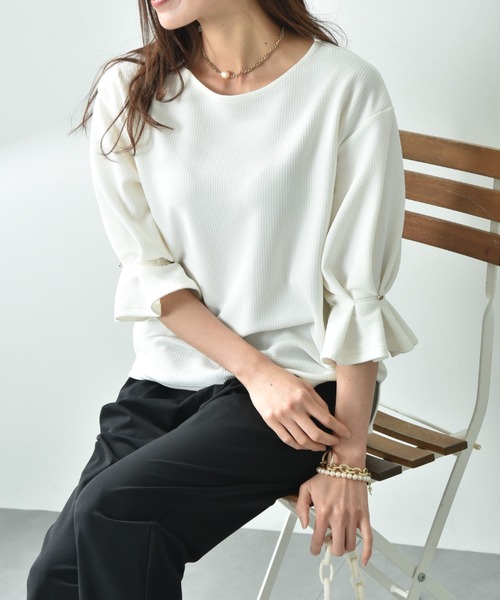 INTERPLANET（インタープラネット）の「フクレジャガード袖口タックデザインプルオーバー（Tシャツ/カットソー・レディース・オフホワイト/ブラック/ライトグレー・FREE）」の15枚目の写真