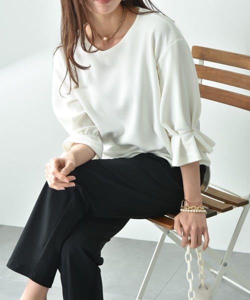 INTERPLANET（インタープラネット）の「フクレジャガード袖口タックデザインプルオーバー（Tシャツ/カットソー・レディース・オフホワイト/ブラック/ライトグレー・FREE）」の16枚目の写真