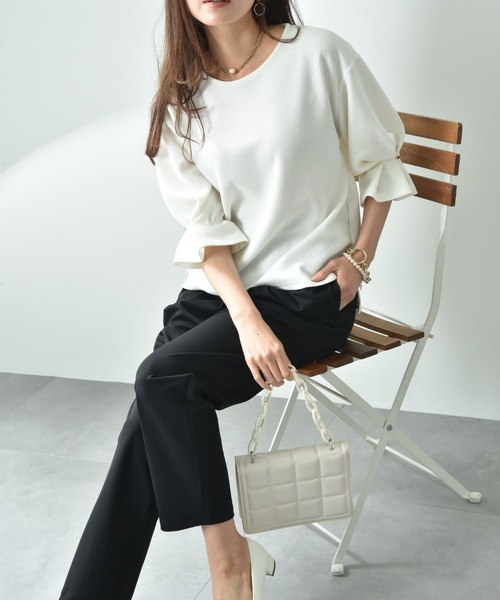 INTERPLANET（インタープラネット）の「フクレジャガード袖口タックデザインプルオーバー（Tシャツ/カットソー・レディース・オフホワイト/ブラック/ライトグレー・FREE）」の17枚目の写真