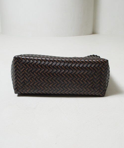 FREAK'S STORE（フリークスストア）の「編み込みかごバンブーハンドルバッグ（かごバッグ・レディース・ブラウン/ブラック・ONE SIZE）」の17枚目の写真