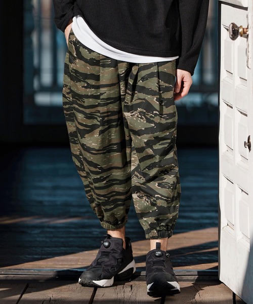 CAMBIO(カンビオ)の「mp13247-Camouflage Ripstop Balloon Jogger Pants ミリタリーバルーンパンツ(その他パンツ・メンズ・タイガーカモ/グレー系カモフラージュ/ウッドランド・S/M/L)」の5枚目の写真