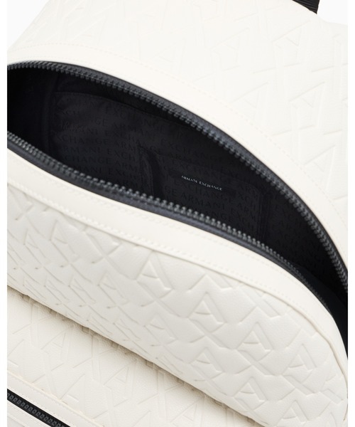 ARMANI EXCHANGE(アルマーニエクスチェンジ)の「【A|X アルマーニ エクスチェンジ】オールオーバーエンボスロゴ バックパック(EC限定カラー含)(バックパック/リュック・メンズ・ブラック/ブラウン/ホワイト・FREE)」の17枚目の写真