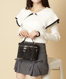 Ober Tashe（オーバータッシェ）の「リボン付きバニティショルダーバッグ（ショルダーバッグ）」