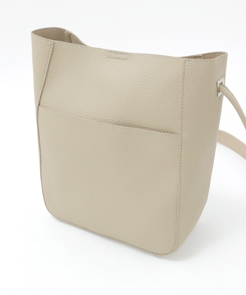 Fashion Letter（ファッションレター）の「フェイクレザー スクエアショルダーバッグ（ショルダーバッグ・レディース・ベージュ/ブラック・FREE）」の5枚目の写真