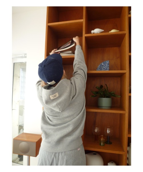 common gull products.(コモンガルプロダクツ)の「convenienceyoung×common gull products. special hoodie(パーカー・レディース・スミクロ/杢グレー/レッド・LARGE/MEDIUM/SMALL)」の14枚目の写真