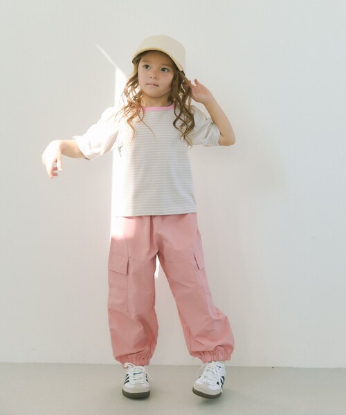 green label relaxing（グリーンレーベルリラクシング）の「シャカシャカ カーゴパンツ / キッズ  100cm-160cm - 撥水・UVカット -（その他パンツ・キッズ・ライトピンク/ライトグレー/ケリーグリーン/ネイビー・160cm/110cm/120cm/130cm/100cm/140cm/150cm）」の5枚目の写真