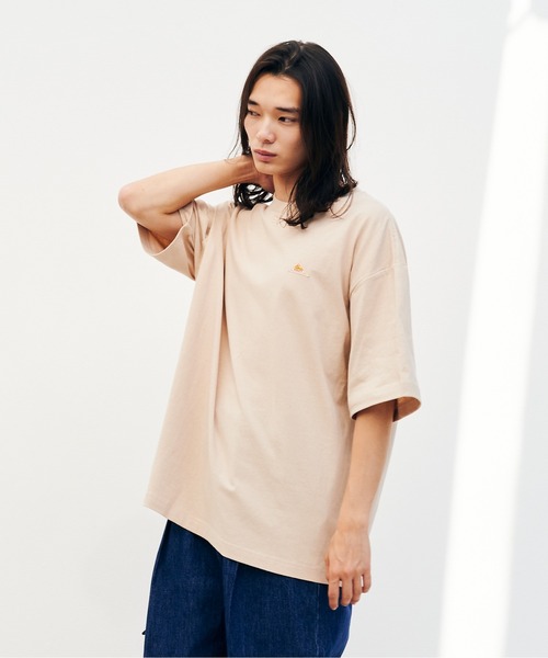 KELTY(ケルティ)の「バック ヒストリー ロゴ S/S ティーシャツ(Tシャツ/カットソー・レディース・ベージュ/ブラック/ネイビー/ホワイト/ヘザーグレー・M/L/XL/S)」の16枚目の写真