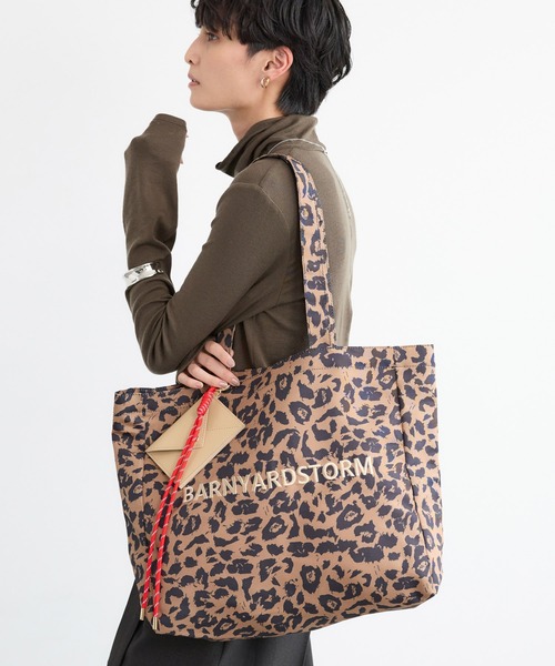 BARNYARDSTORM（バンヤードストーム）の「BARNYARDSTORM / BY刺繍トート（トートバッグ・レディース・ベージュ/レッド/グリーン/ライトグレー/チャコールグレー/ブラック/レオパード/ゼブラ・FREE）」の7枚目の写真