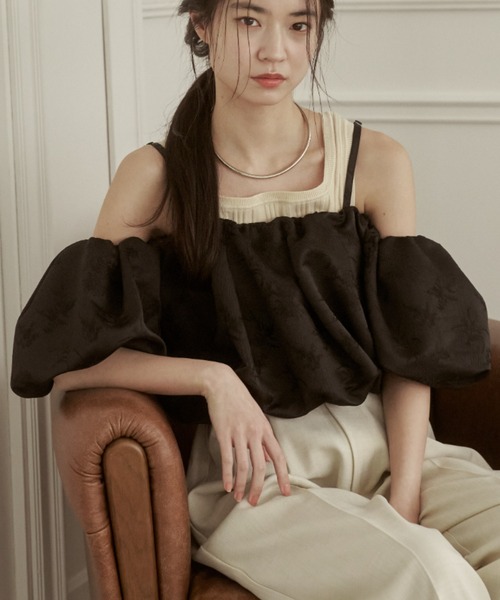 moi tytto(モイテュット)の「バルーン袖キャミブラウス(シャツ/ブラウス・レディース・ピンク/ブラック/ナチュラル・FREE)」の13枚目の写真