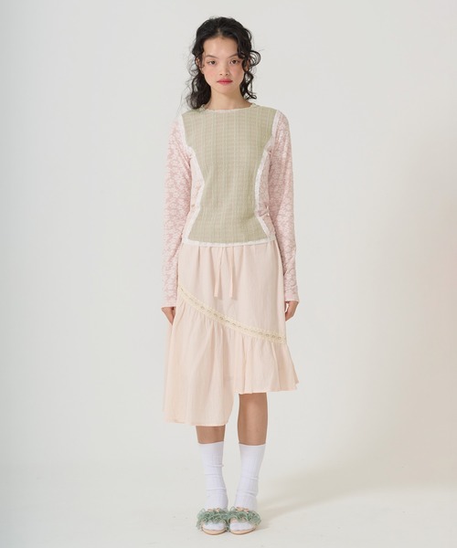 TINA:JOJUN(ティーナジョジュン)の「異素材パネルデザイン ロンT TINA:JOJUN(Tシャツ/カットソー・レディース・カーキ/ベビーピンク・M)」の15枚目の写真